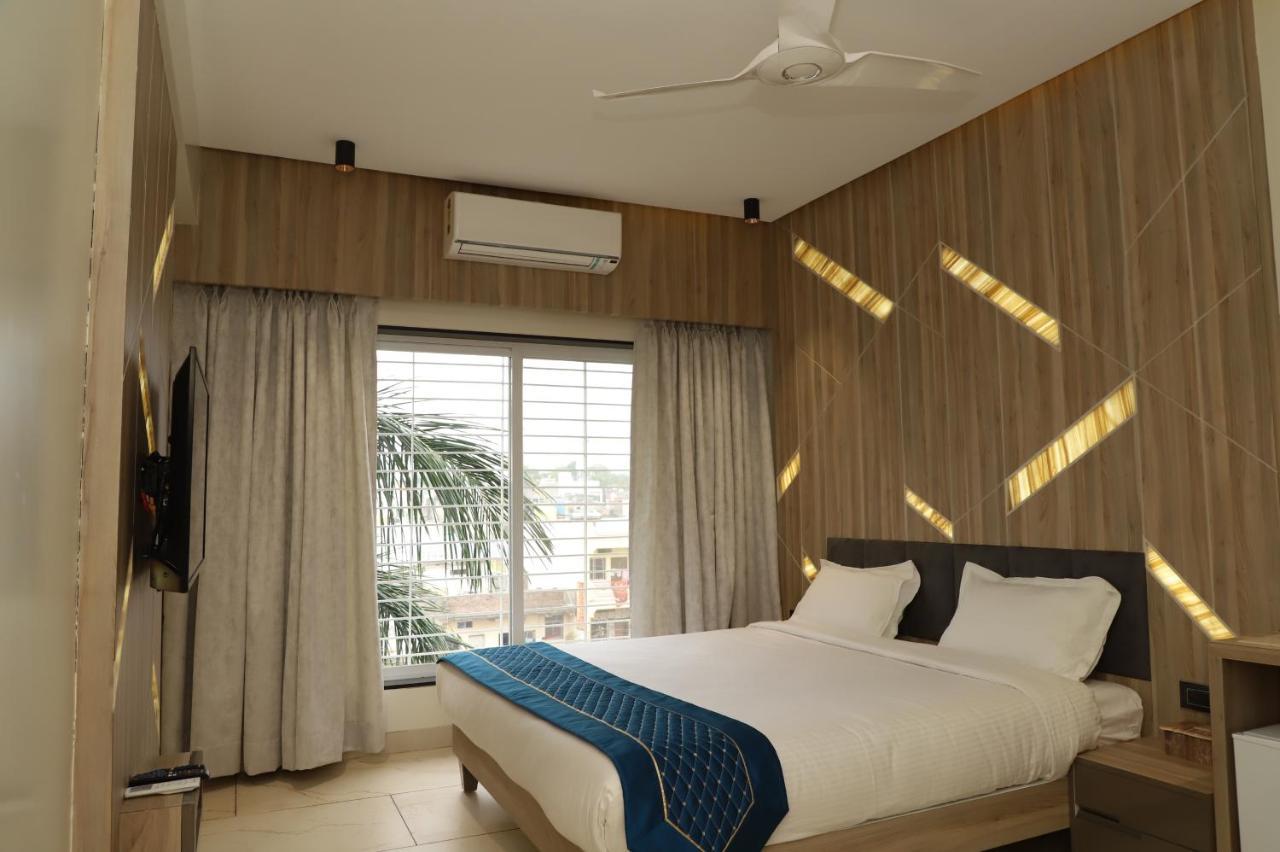 Hotel Florence Nanded Εξωτερικό φωτογραφία