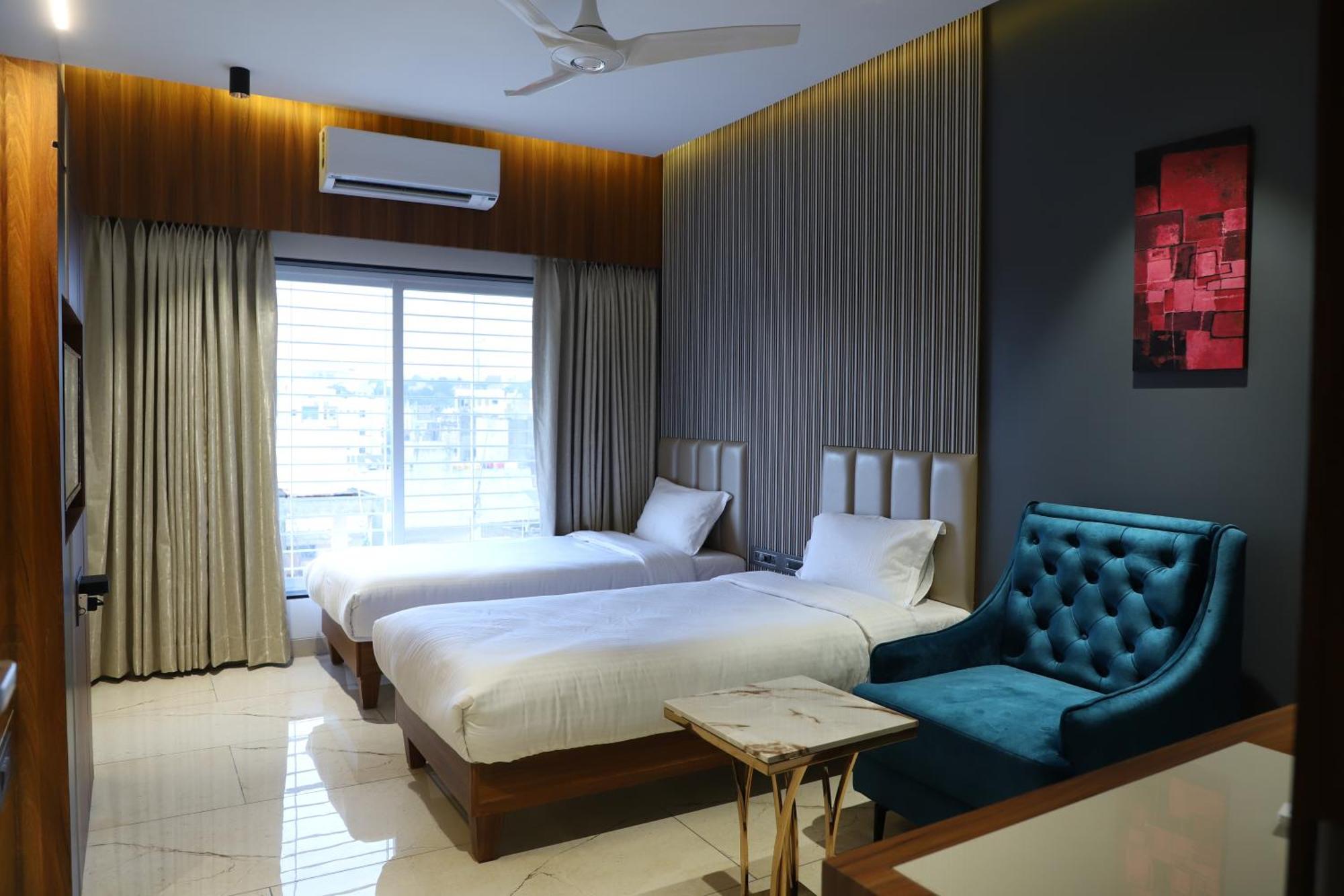 Hotel Florence Nanded Εξωτερικό φωτογραφία