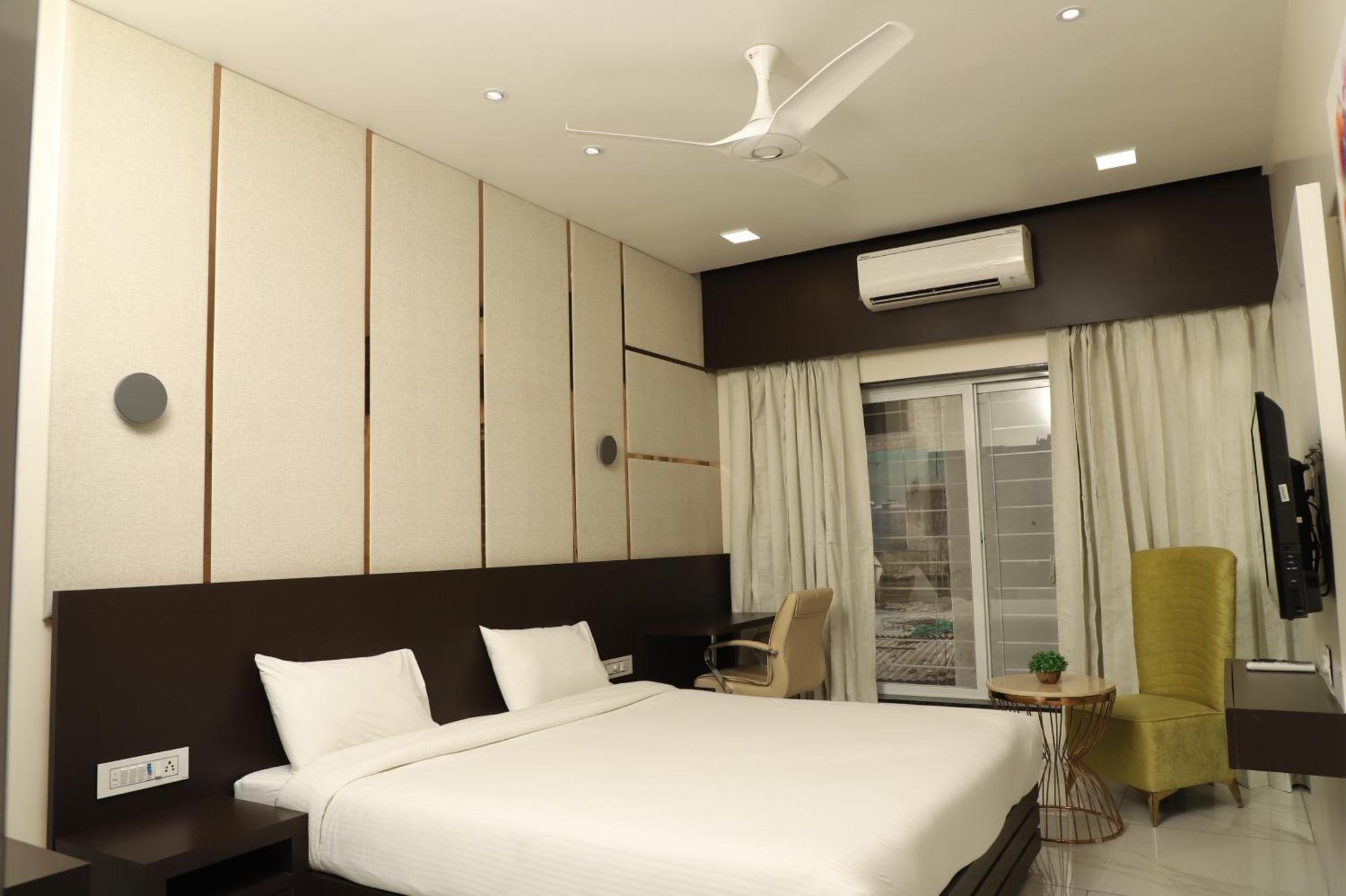 Hotel Florence Nanded Εξωτερικό φωτογραφία